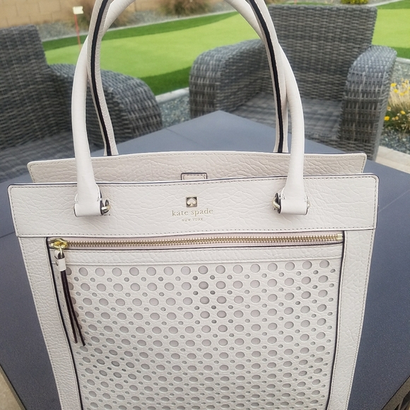 kate spade Handbags - Kate Spade satchel handbag- never used
